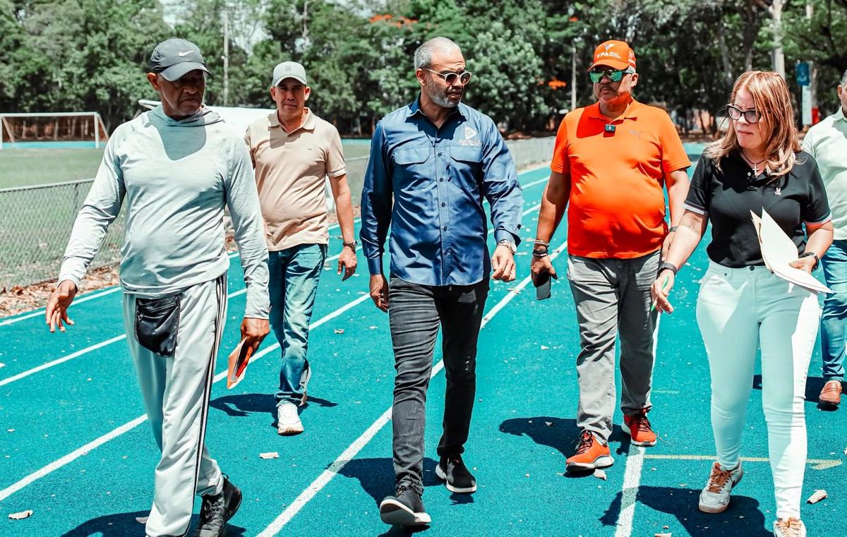 El Inefi Restablece el Acceso a la Pista de Atletismo en San Francisco de Macorís