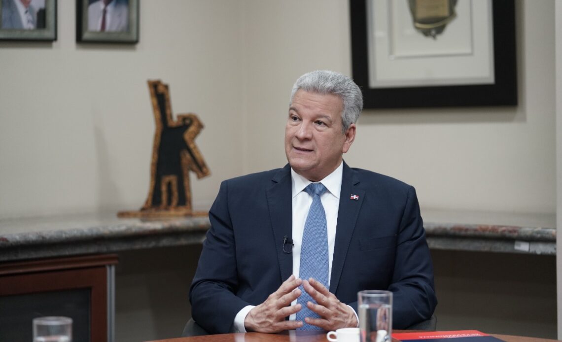Lisandro Macarrulla Expresa Arrepentimiento por Incursión en la Política: “No Estaba Listo para la Malevolencia Política”