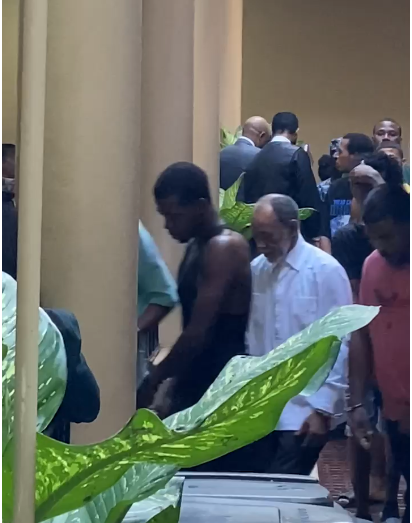 Pastor comparece en San Cristóbal para audiencia de medida de coerción