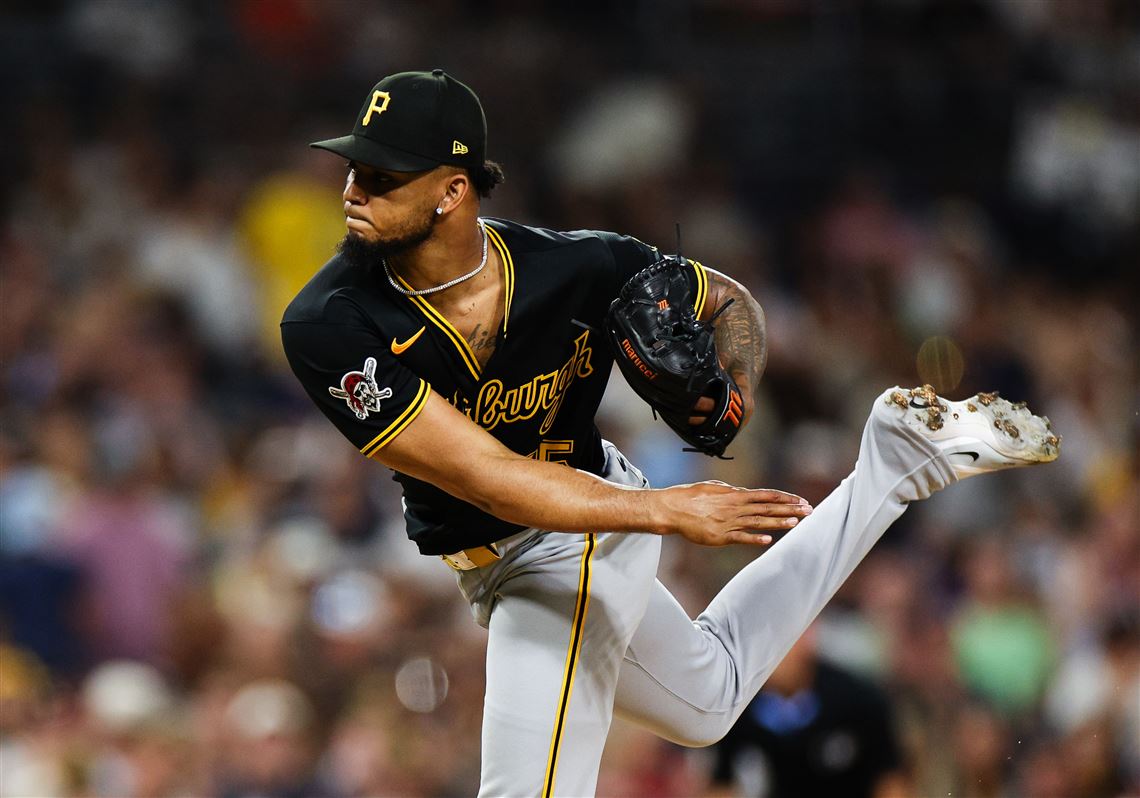 Piratas Designan a Camilo Doval para Asignación