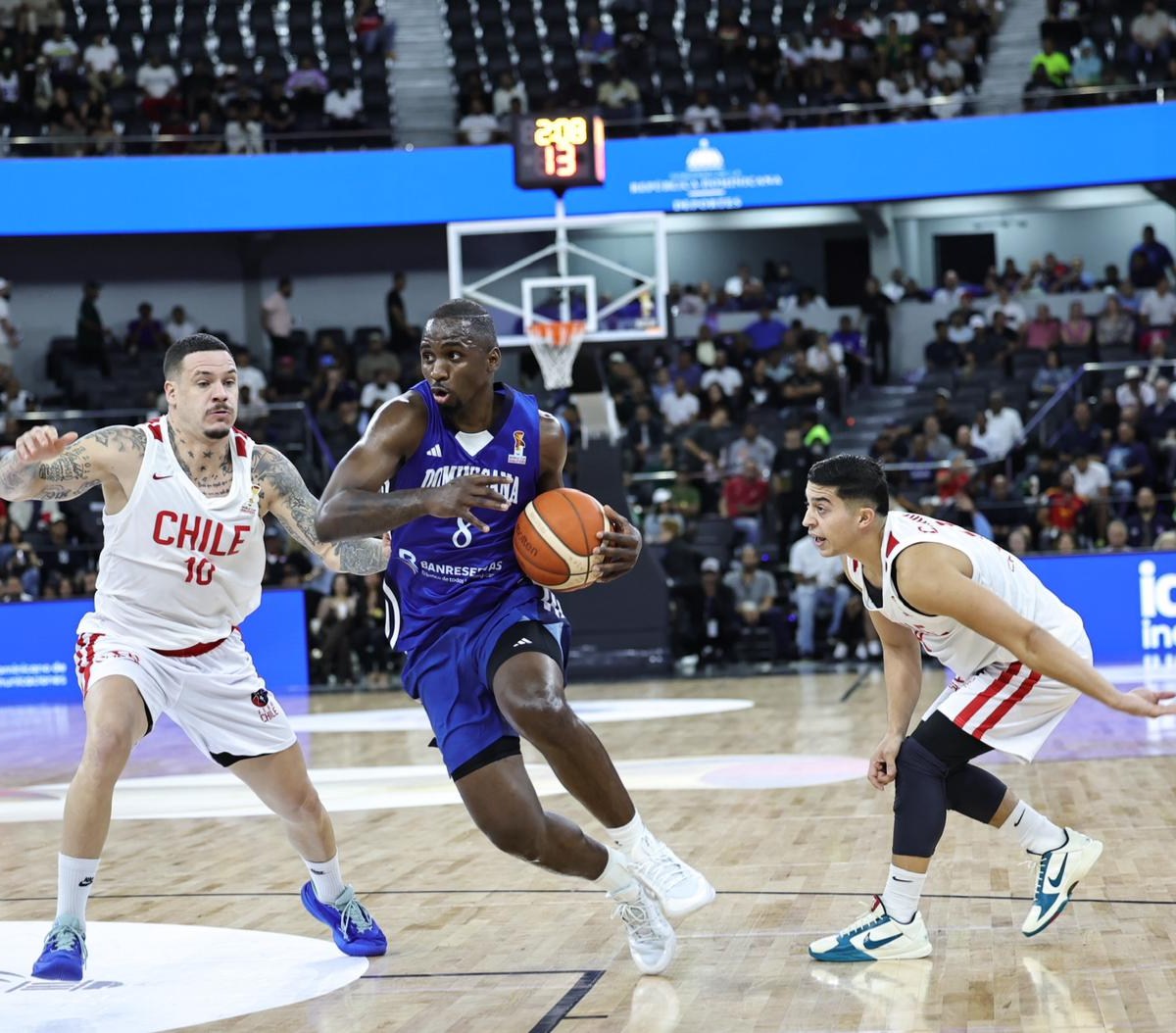 República Dominicana Demuestra Superioridad en Casa Frente a Chile en Clasificatorio FIBA