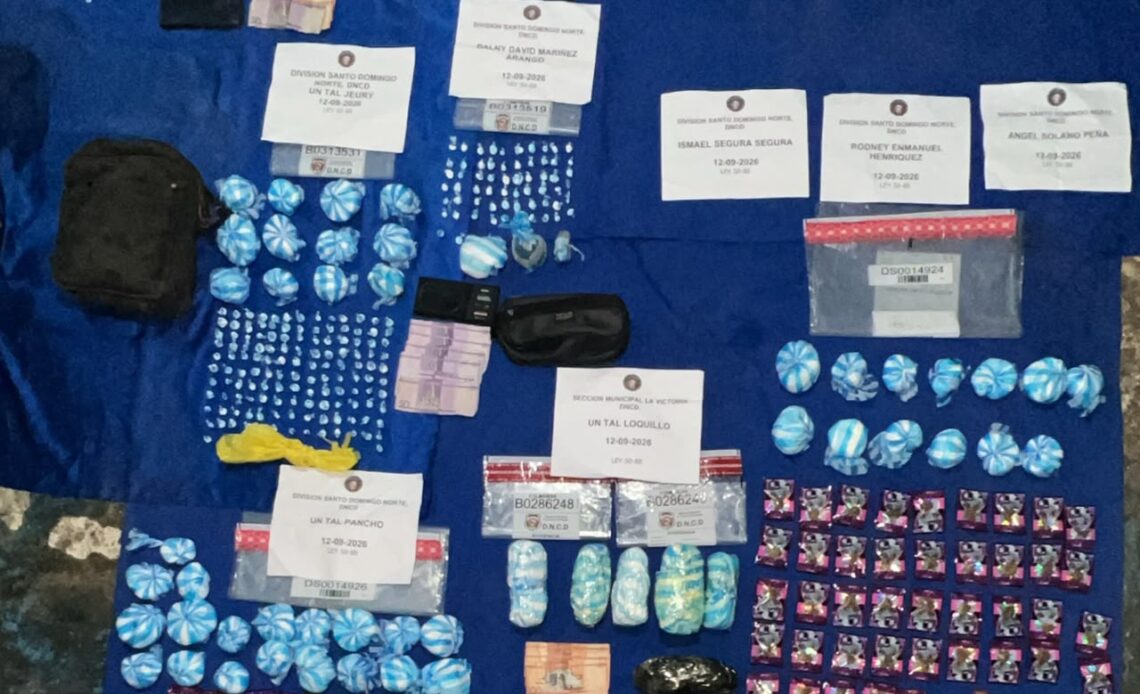 Autoridades Confiscan Más de 13 Kilos de Narcóticos y Detienen a 45 Individuos en Operativos