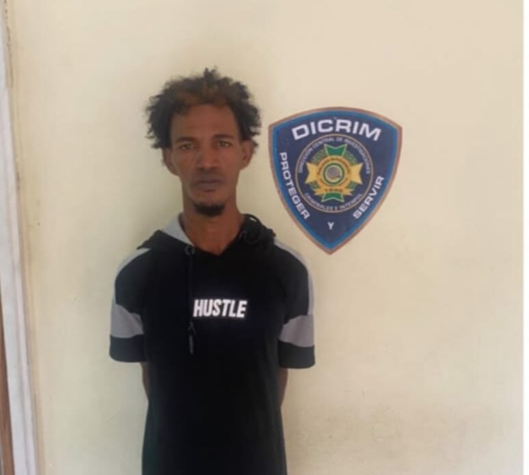 Autoridades Intensifican Búsqueda de “Hansel Boca Negra” por Ataque a Dos Agentes Policiales