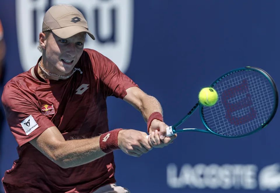 Martín Landaluce Eliminado del Abierto de Estados Unidos Tras Remontada de Fearnley