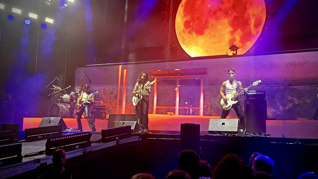 Arde Bogotá Revoluciona la Venta de Entradas: Álbum se Estrenará Exclusivamente en Taquilla Física