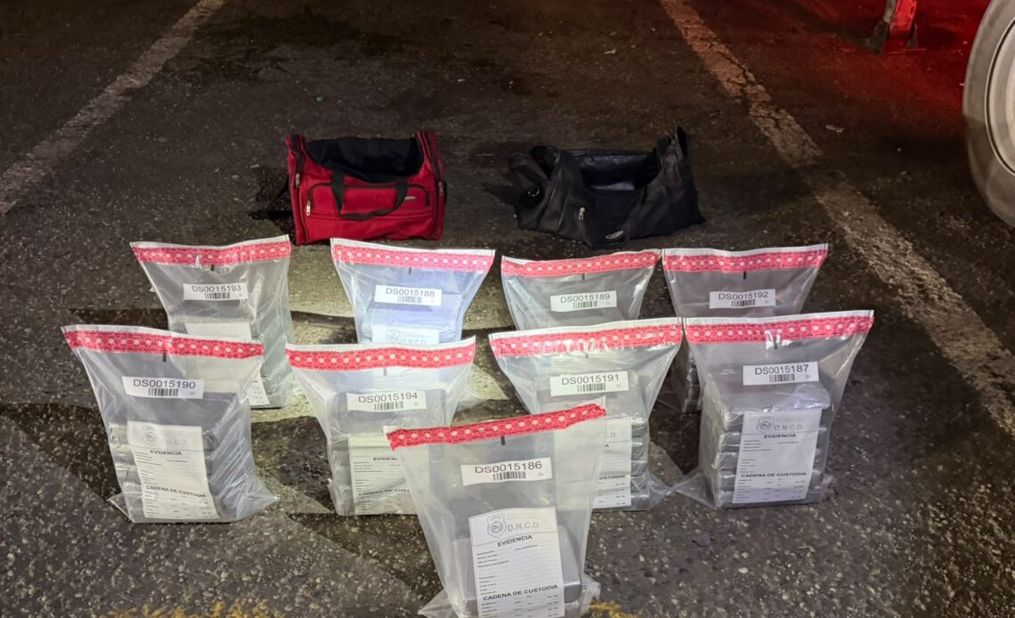 DNCD Confisca 42 Paquetes de Sustancia Ilícita en Puerto Caucedo y Detiene a Empleado