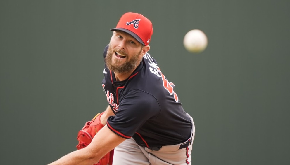 Filis y Bravos se Preparan para un Duelo Crucial en la Serie de Comodines