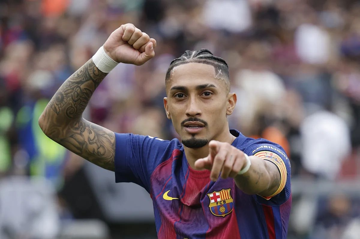 Raphinha Supera a Mbappé, Ascendiendo al Liderazgo Goleador con Cinco Anotaciones