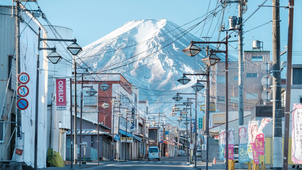 Japón cobrará rescates a excursionistas imprudentes en el Monte Fuji