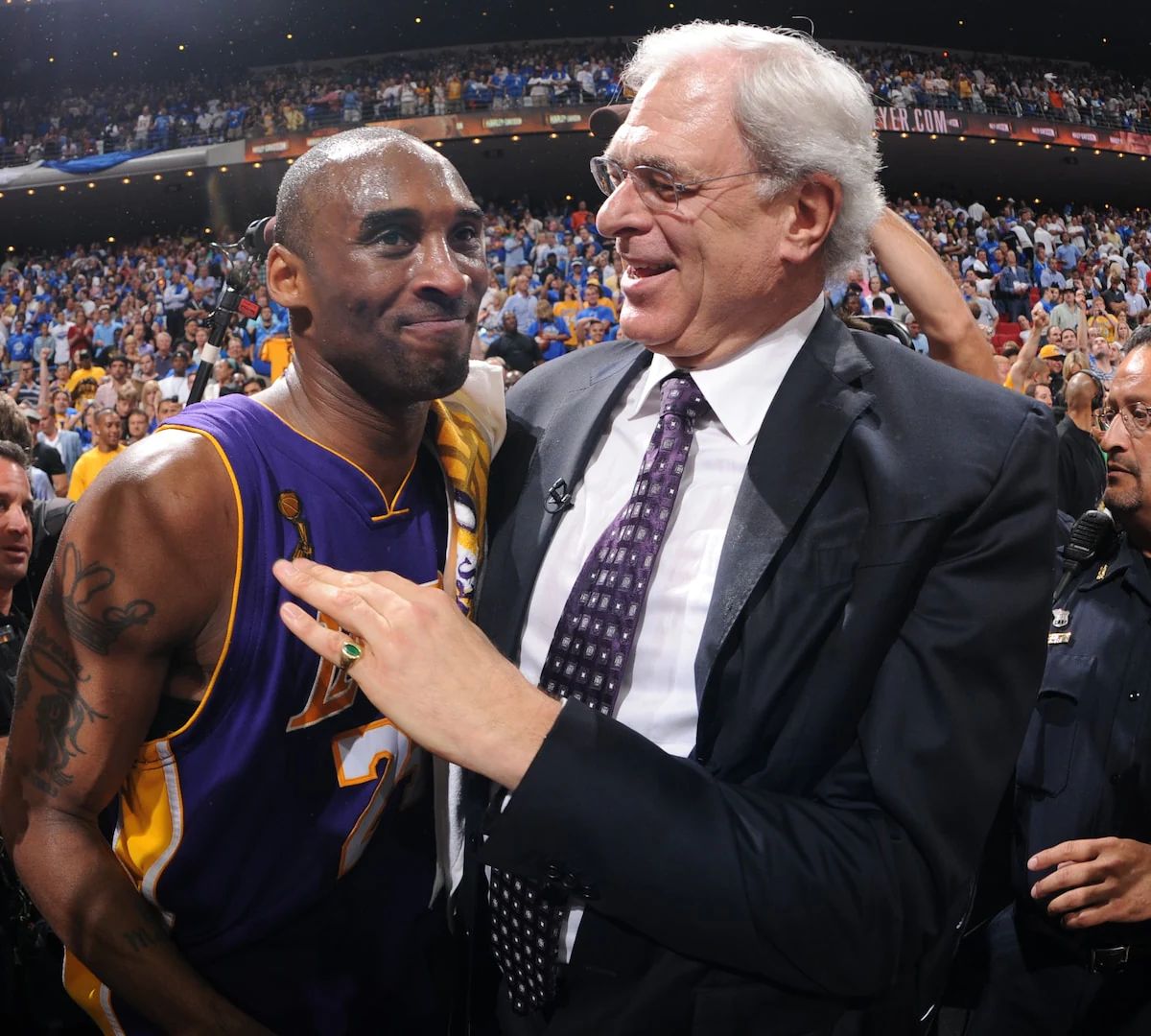 Los Lakers Anuncian Estatua en Honor a Phil Jackson