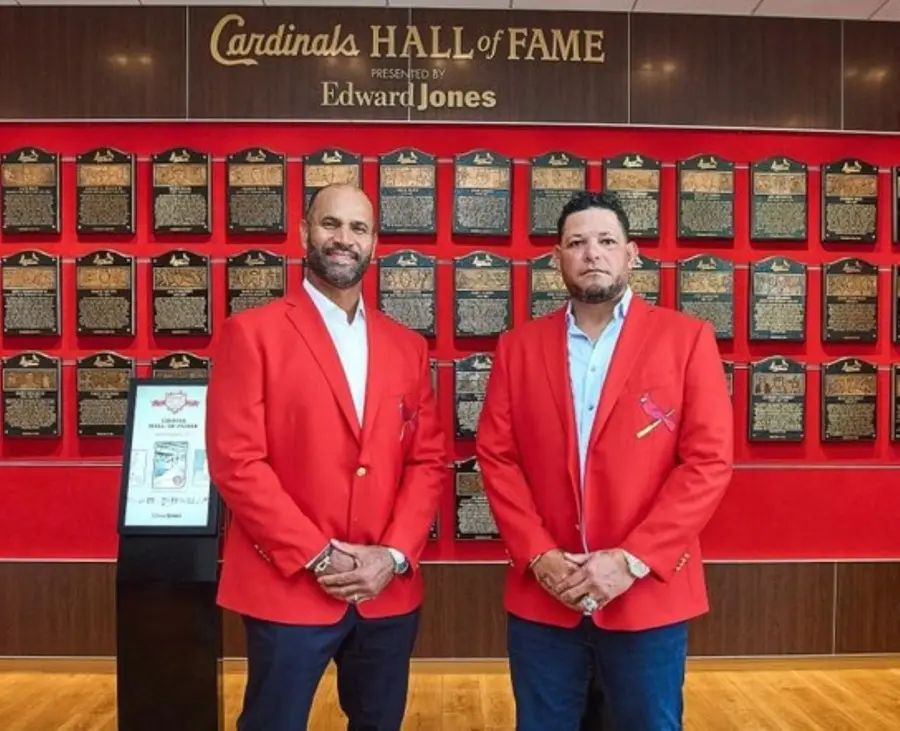 Albert Pujols y Yadier Molina Ingresan al Salón de la Fama de los Cardenales