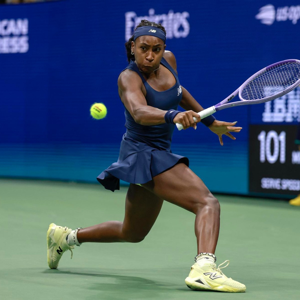 Coco Gauff Avanza a Cuartos de Final en el Abierto de Estados Unidos Tras Vencer a Jovic