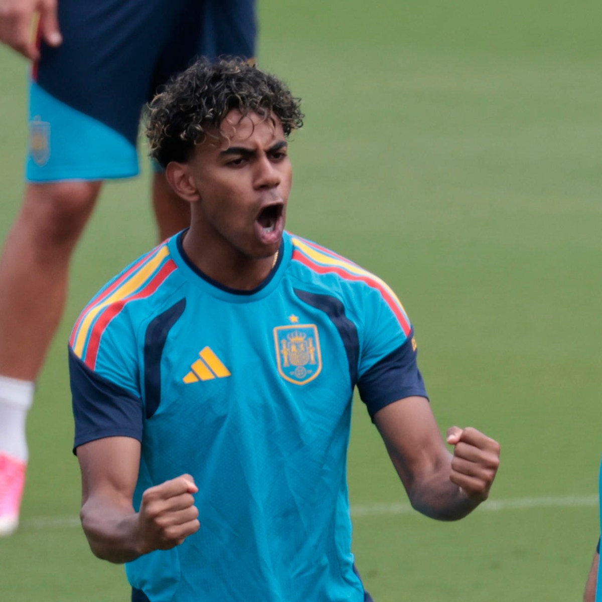 Lamine Yamal en su mejor forma para el nuevo desafío del Barcelona en la Champions League