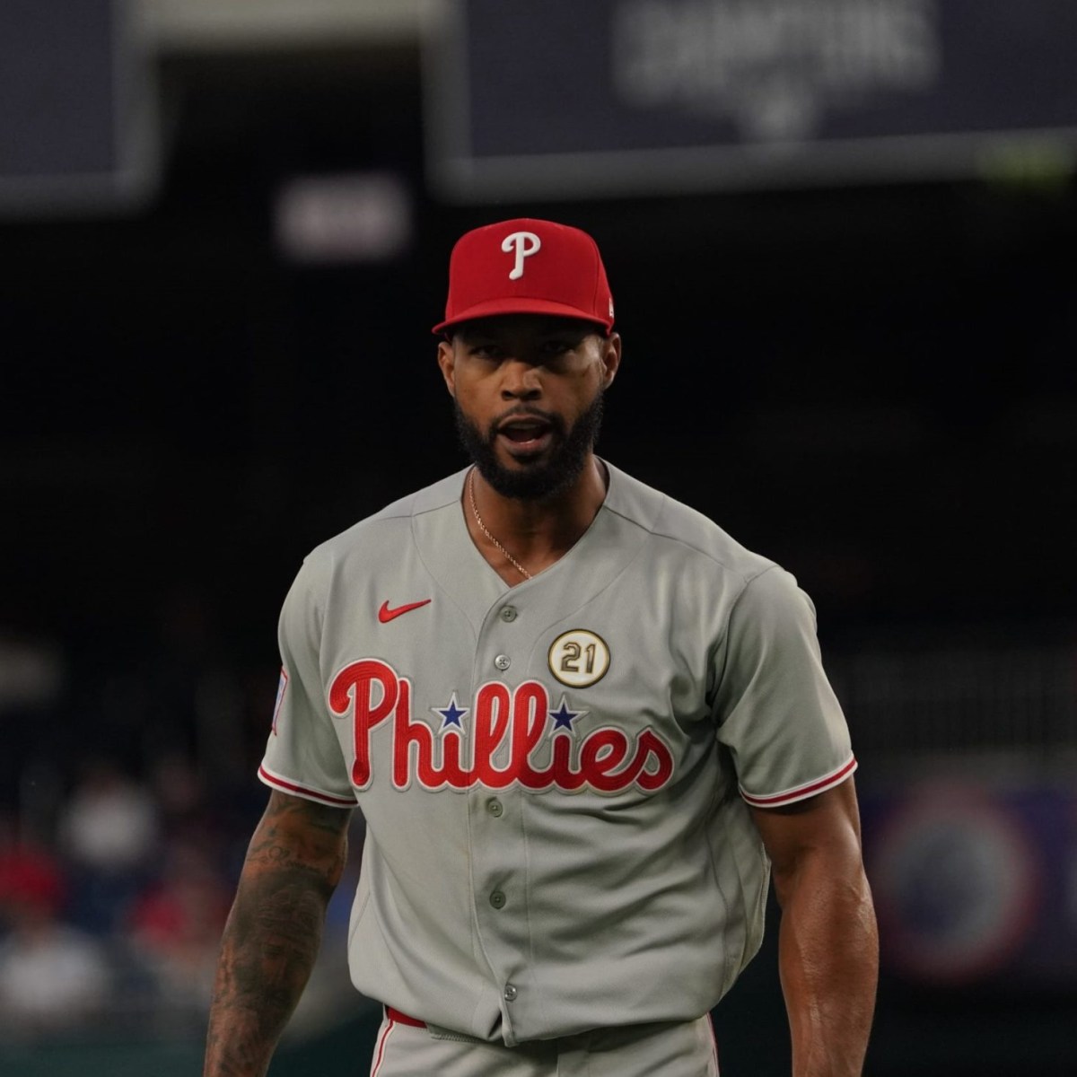 Cristopher Sánchez Enfrenta Dificultades Continuas en la Temporada de Grandes Ligas