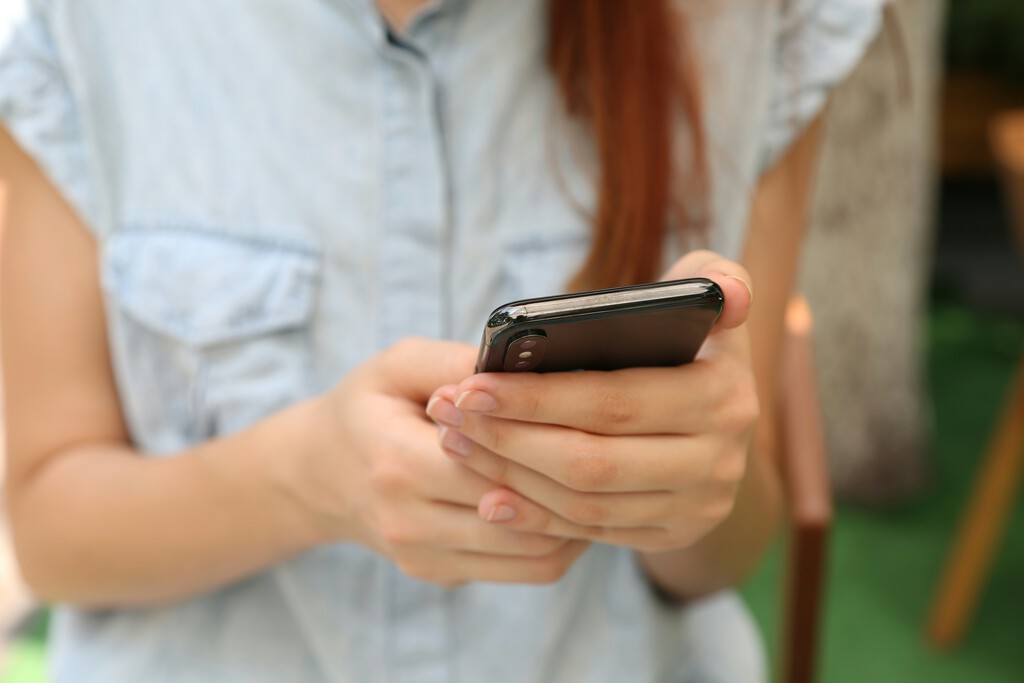 España: Operadores Móviles Conservan Datos de Ubicación de Llamadas y SMS por un Año para Fines Judiciales