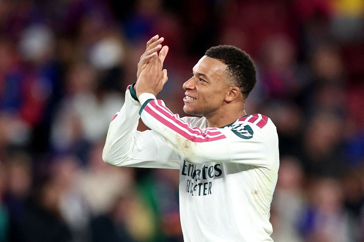 Mbappé emite disculpas por comentarios que "ofendieron sentimientos nacionales" chinos tras controversia