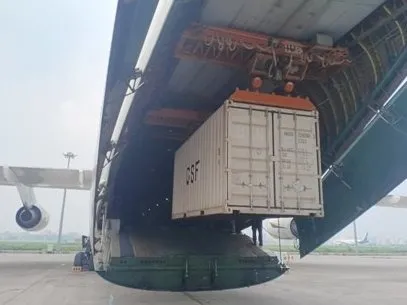 Alemania Envía Más de 600 Toneladas de Equipamiento a Haití para Apoyar la Lucha Contra Pandillas