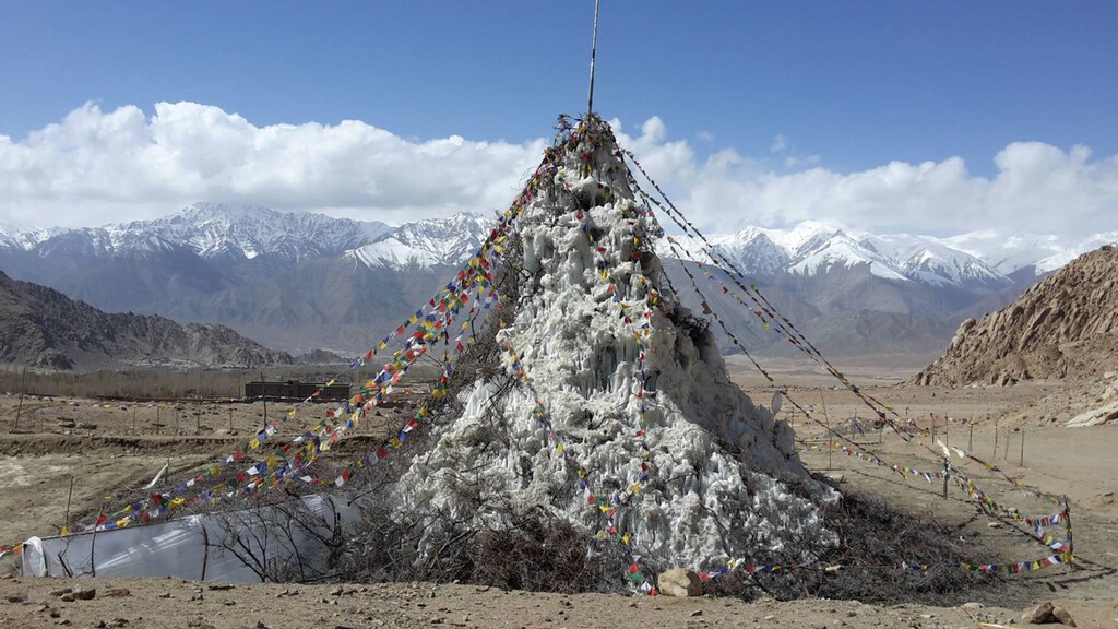 Las ''Estupas de Hielo'' de Ladakh: Una Solución Ingeniosa Contra la Escasez Hídrica en el Desierto Indio