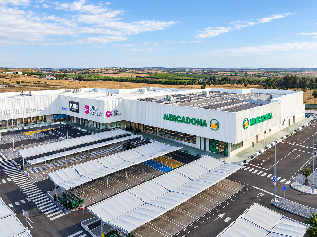 Mercadona consolida su expansión en Portugal: más de la mitad de los hogares ya compran en sus tiendas