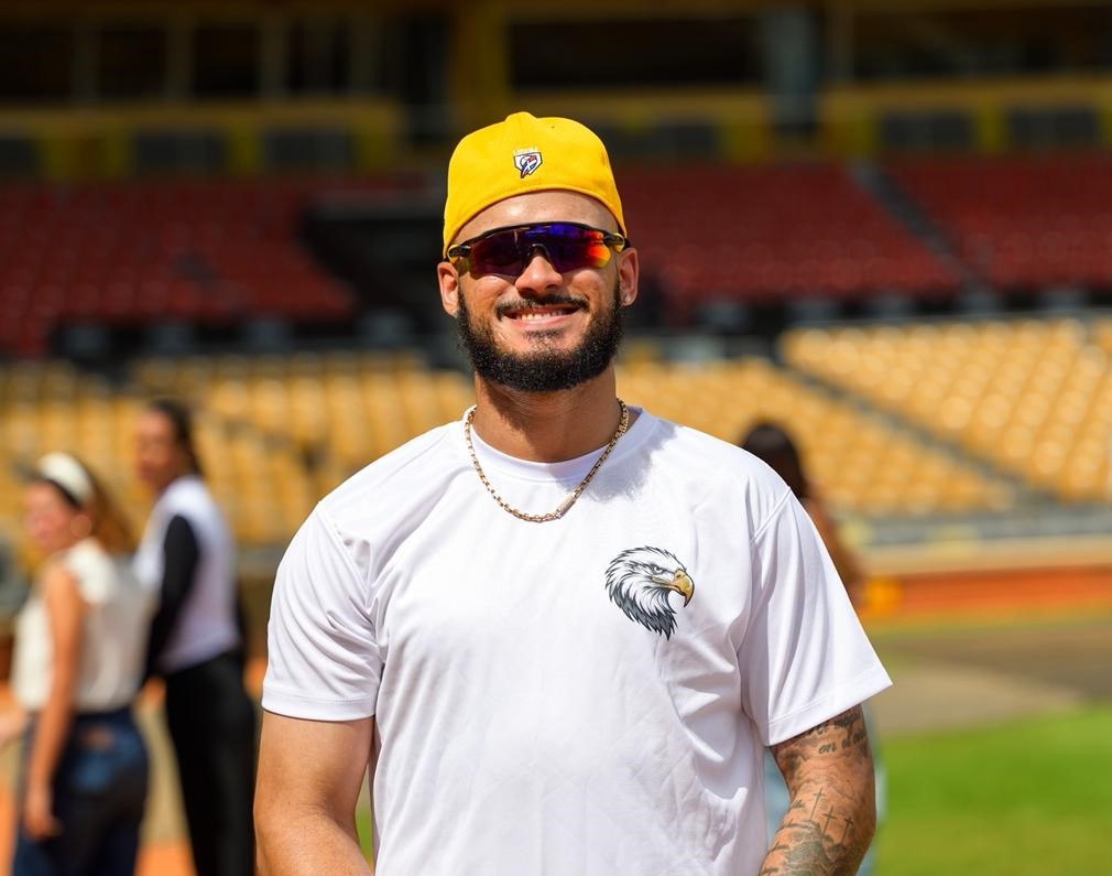 Jonathan Hernández se une a las Águilas Cibaeñas en óptimas condiciones físicas y con el objetivo de ganar el campeonato
