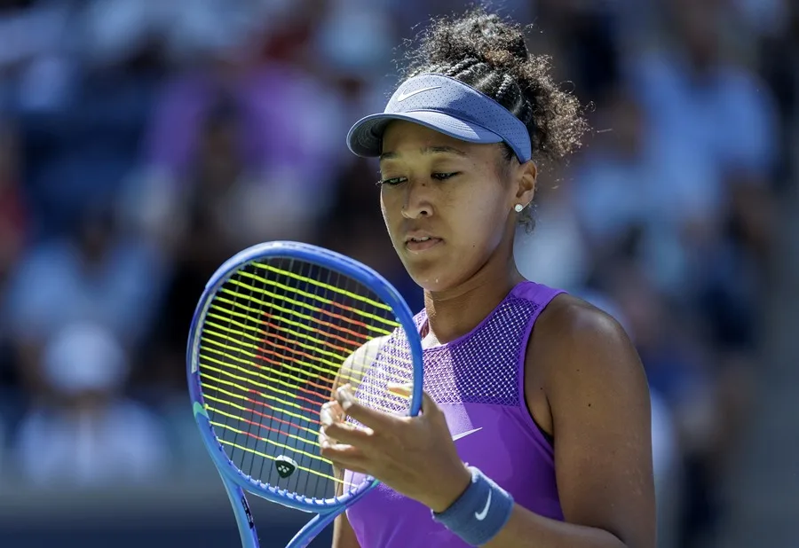 Naomi Osaka Progresa en Pekín Superando la Resistencia de Timofeeva