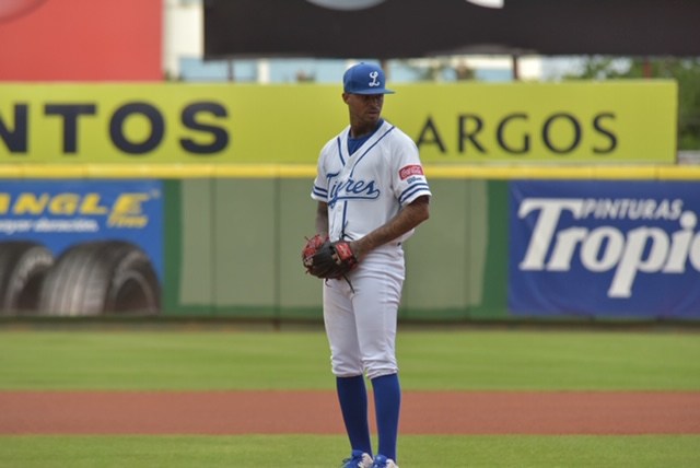 Vladimir Gutiérrez Refuerza a los Tigres del Licey para la Temporada 2026-27 de Lidom