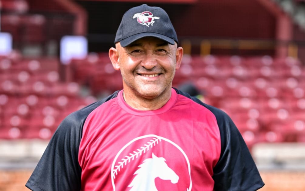 Miguel Cairo se une a las prácticas de los Gigantes del Cibao