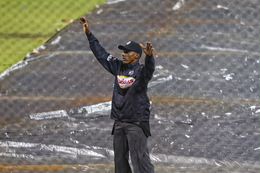 Encuentro entre Estrellas Orientales y Águilas Cibaeñas aplazado por precipitaciones