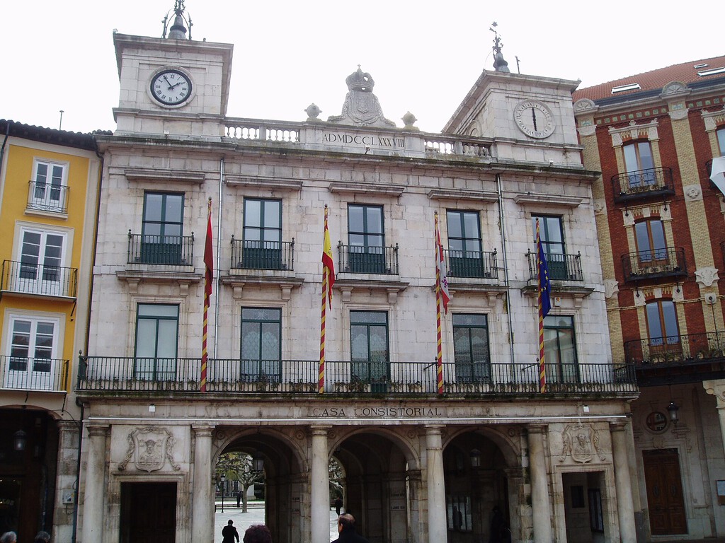 Ayuntamiento de Burgos Reclama Salarios a Empleado Ausente Vía BOE
