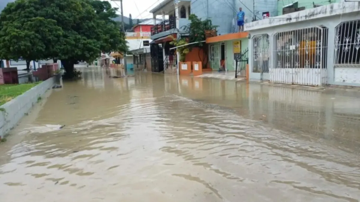 Impacto de las Lluvias: 32 Localidades Aisladas y 534 Hogares Perjudicados en la Nación