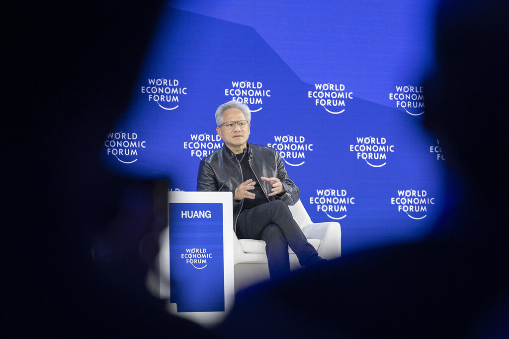 Supuesta Operación de Espionaje China Involucra a Jensen Huang y Nvidia en la Guerra por la IA