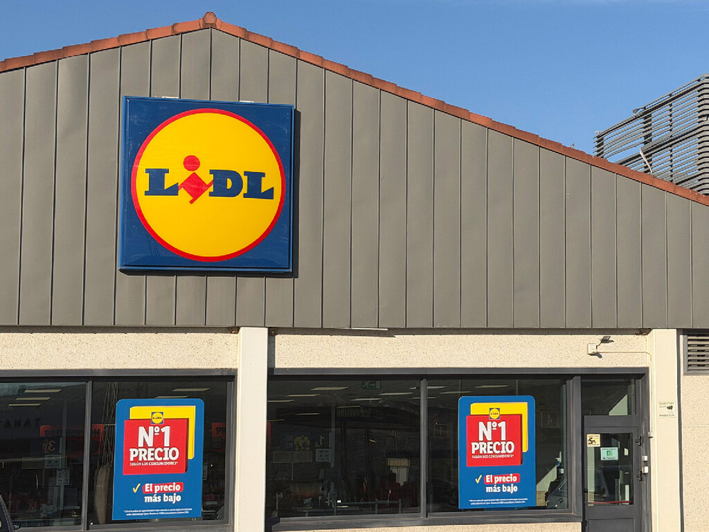 Lidl Ofrece una Solución Económica para Reducir el Consumo Eléctrico: Un Temporizador Digital por Menos de 8 Euros