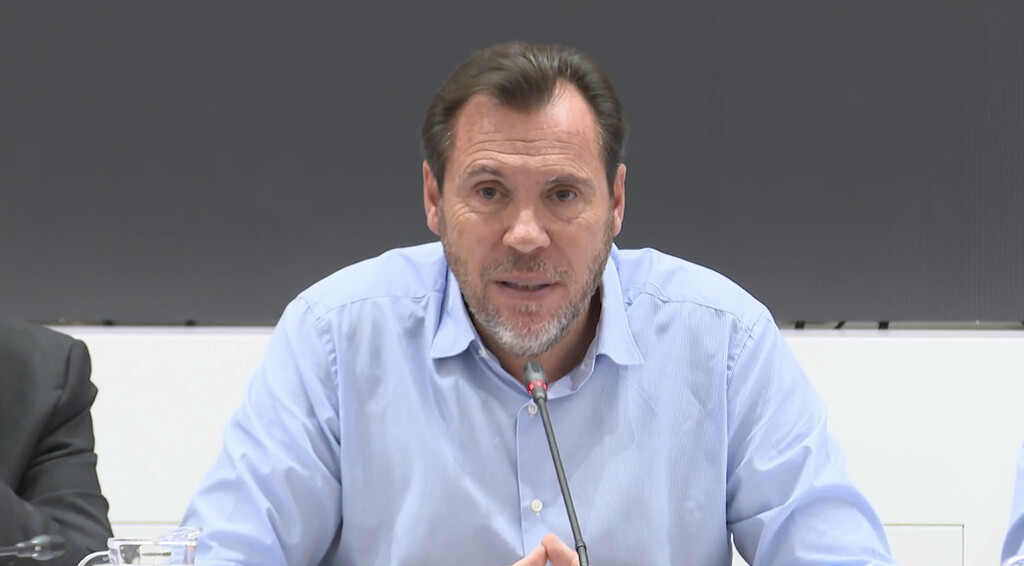 Óscar Puente revela 170 fallos del sistema LZB en alta velocidad Madrid-Sevilla este año, considerándolos ''dentro de la normalid