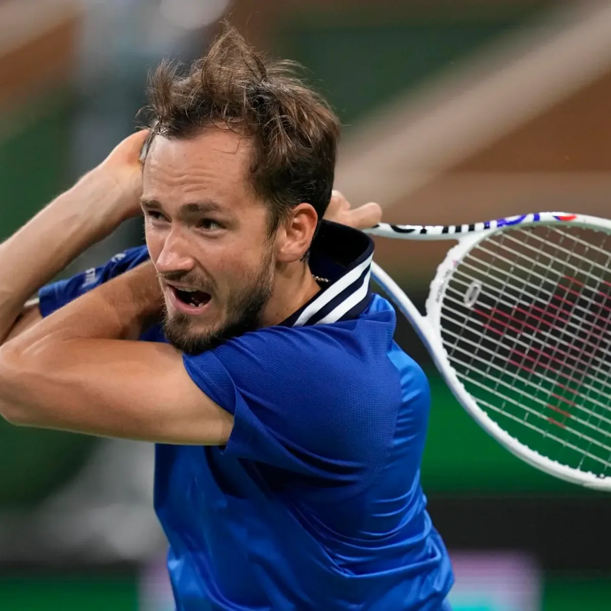 Medvedev Avanza a Octavos del Abierto de China Tras Derrotar a Carreño