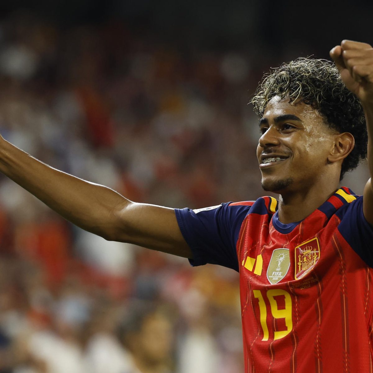 Lamine Yamal Brilla con España, Reforzando su Candidatura al Balón de Oro