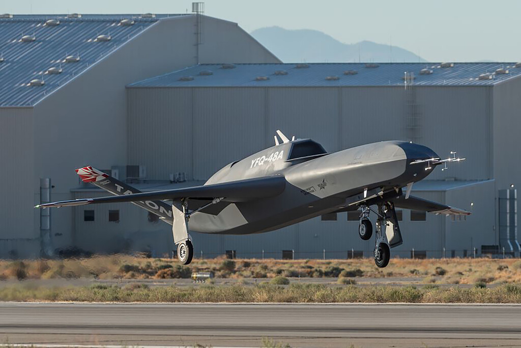 Talon Blue de Northrop Grumman Completa su Primer Vuelo Autónomo como Futuro Compañero de Cazas Estadounidenses